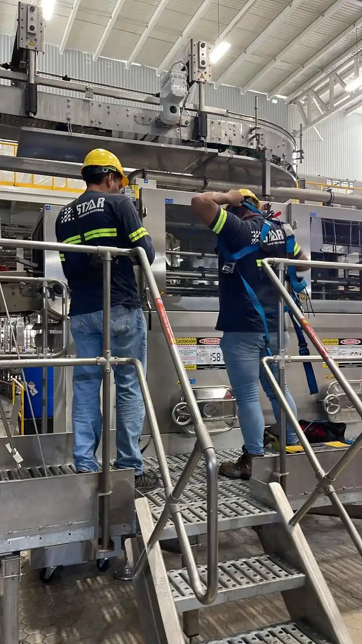 Vista general de la infraestructura eléctrica instalada sobre la línea