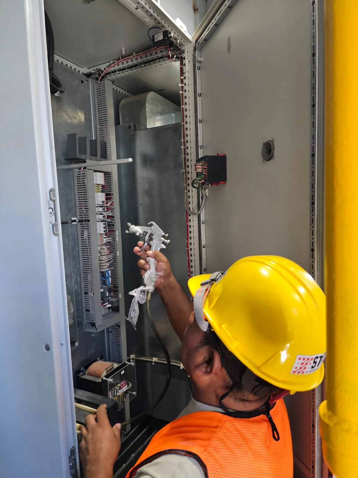 Pruebas eléctricas ejecutadas antes de la integración de los equipos