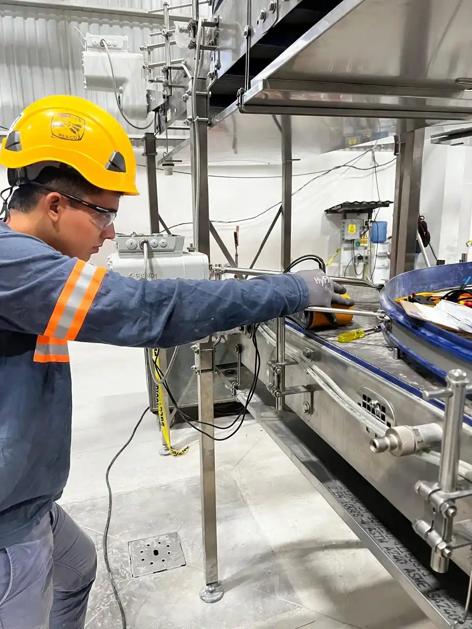 Instrumentación empleada para validar la integridad de conductores eléctricos